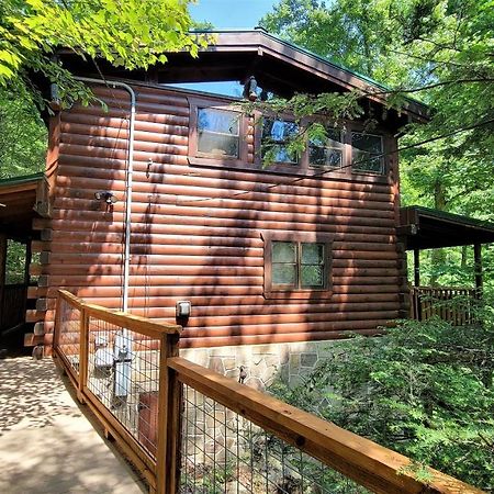 Mountain Joy -Private Treehouse Style Cabin That Sleeps 4-Free Tickets Gatlinburg Exteriör bild
