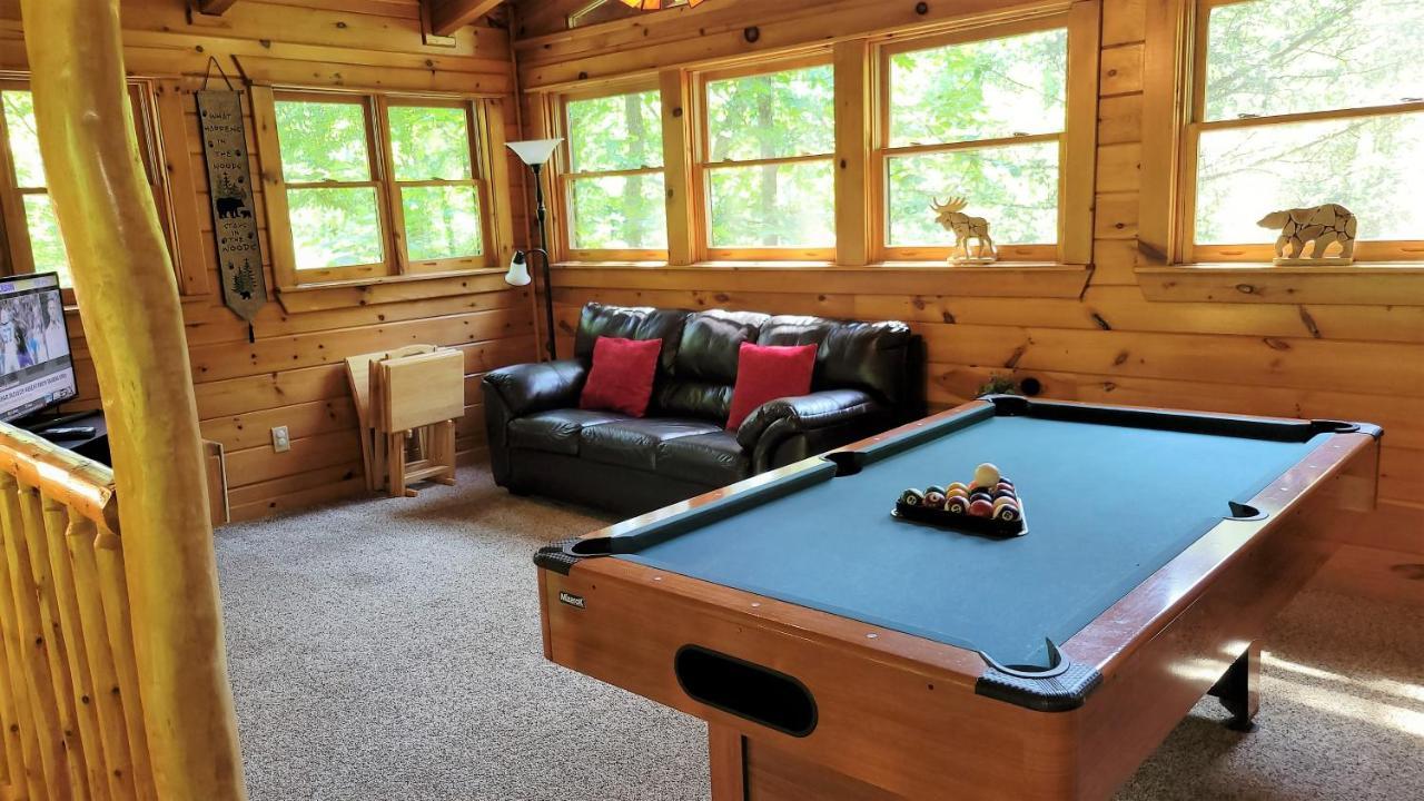 Mountain Joy -Private Treehouse Style Cabin That Sleeps 4-Free Tickets Gatlinburg Exteriör bild